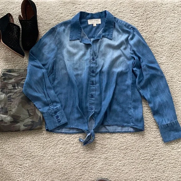 Cloth and Stone Chambray Tie Front Top - Picture 1 of 6